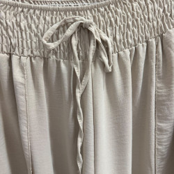 pantalon beige curvy